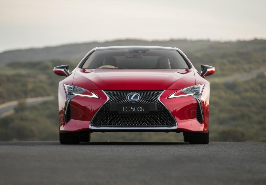  Lexus LC500h 2017 года  (AU) (фото 5 из 22)